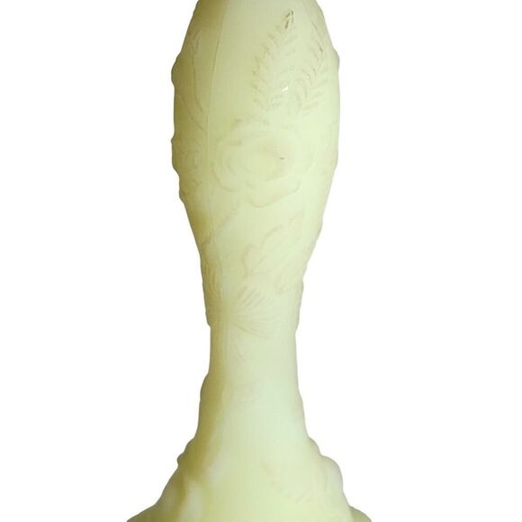 Fenton Glass Custard Medallion Bell with Hand Painted Orange Roses - Picture 6 of 11